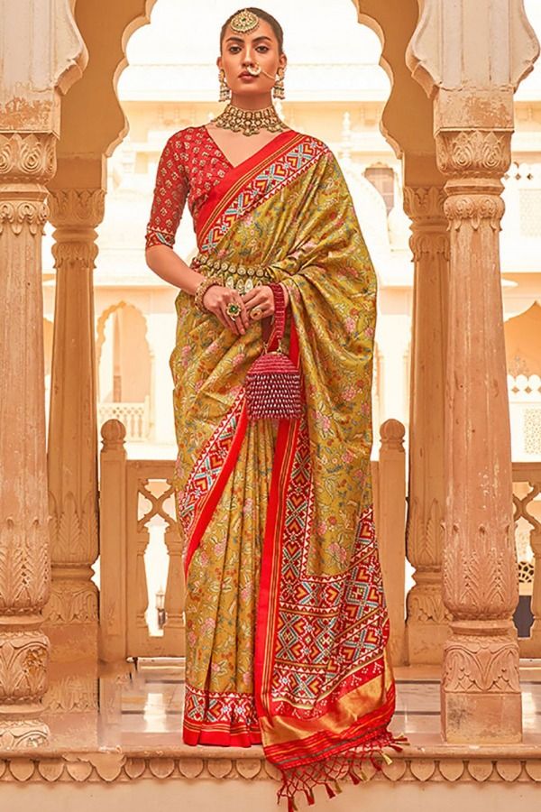 Mustard Lagdi Patta Tussar Silk Designer Saree Saree Collection Latest, Bollywood Sarees Online, Lehenga Style Saree, Bollywood Sarees, Readymade Salwar Kameez, Bollywood Bridal, Cotton Salwar Kameez, Crepe Saree, Indian Salwar Kameez