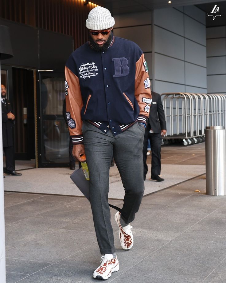 (1) Los Angeles Lakers on X: "Letterman LeBron https://t.co/JbzVZpzozP" / X Tall Black Men, Fall Outfits Men Streetwear, Varsity Jacket Style, Hat Outfit Men, Custom Letterman Jacket, Mens Fashion Swag, Nba Outfit, Streetwear For Men, Nba Fashion