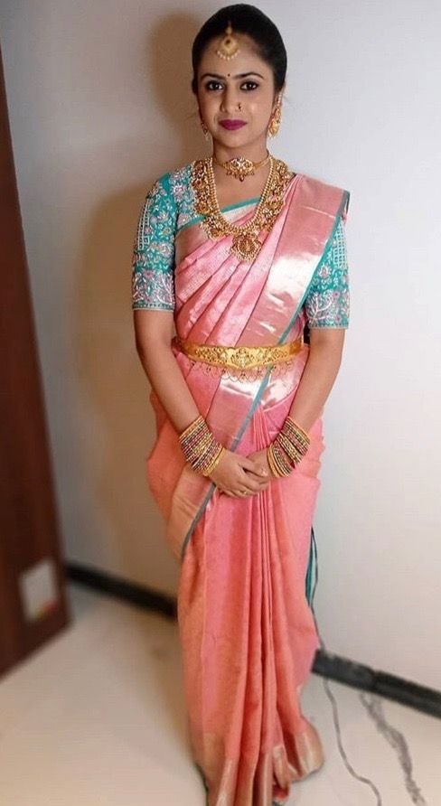 Pink Silk Saree Contrast Blouse, Peach Saree Blouse Combination, Pattu Saree Color Combinations Latest, Pink Pattu Saree Contrast Blouse, Pink Saree Blouse Combination, Peach Color Combination Dress, Pink Pattu Saree, Pink Contrast Color Combinations Dresses, Pink Silk Saree With Blue Blouse