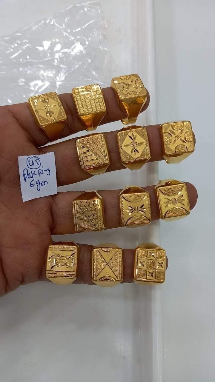 Men Rings Gold Simple, Men's Rings Gold Indian, Gents Ring Design, Gents Gold Ring, Gold Ring Indian, Gents Rings, Indian Wedding Rings, Latest Ring Designs, Gold Rings For Men