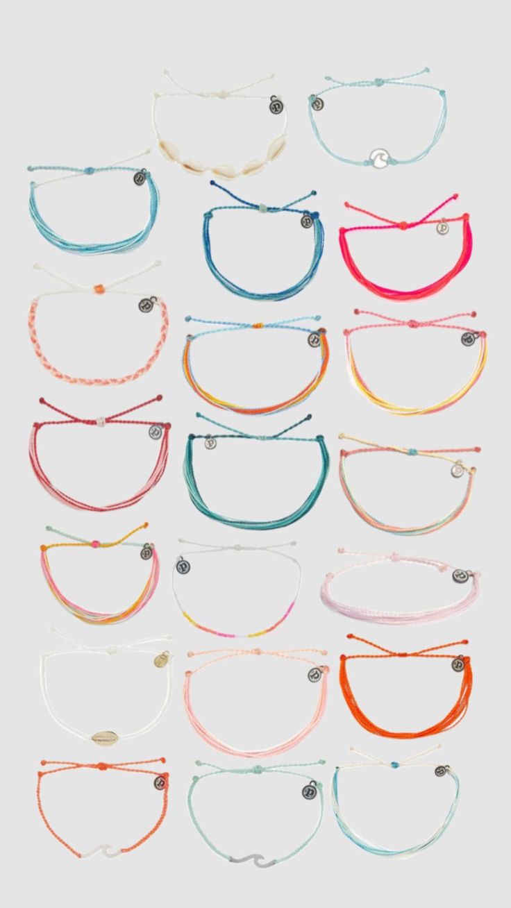 Cute Puravida Bracelets, Pura Vida Bracelets Set, How To Make Purvida Bracelets, Preppy Bracelets Pura Vida, Preppy Pura Vida, Pur Vida Bracelet, Bracelet Pura Vida, Ours Vida Bracelets, Preppy Pura Vida Bracelets