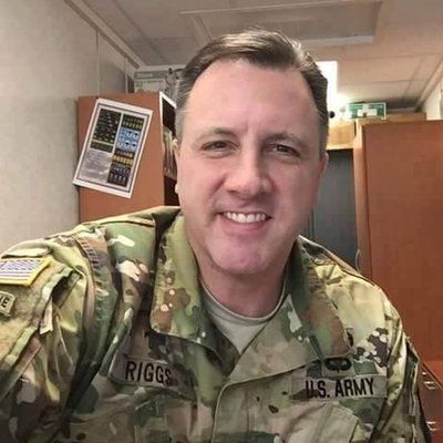 Derrick Riggs, Army Chaplain, Work Profile, Us Army Soldier, Fake Ft Call, Military Videos, Iphone Storage, Army Images, Airport Pictures