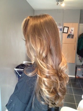 Warm Blonde Hair, Rambut Brunette, Honey Brown Hair, Hairstyles For Layered Hair, Honey Blonde Hair, Hair Done, Blonde Hair Inspiration, Honey Hair, Hair Stylies