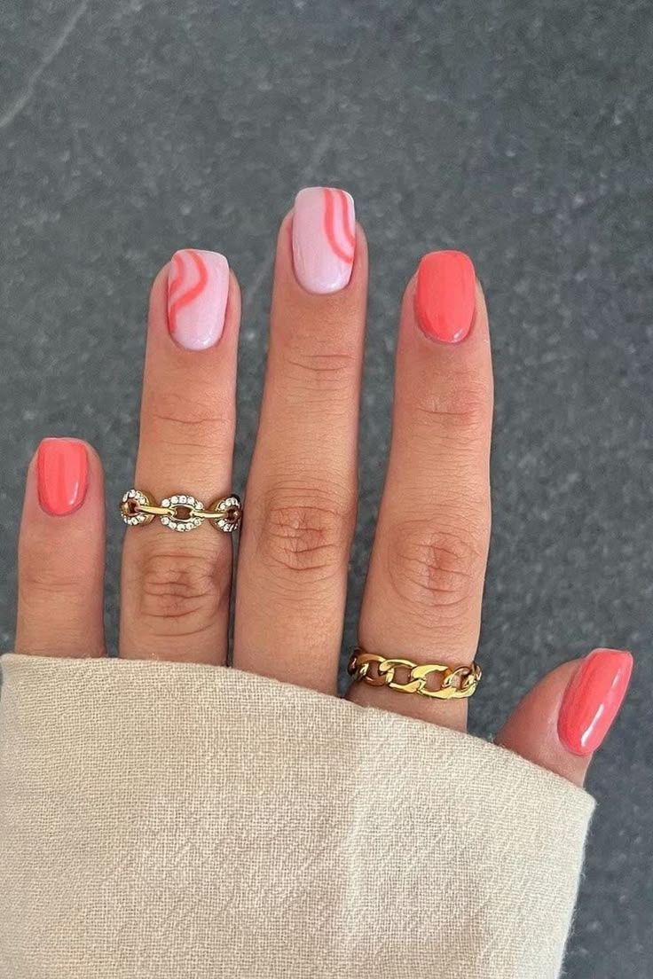 Uñas Color Coral, Coral Nail Designs, Coral Nail Art, Coral Pink Nails, Coral Nails With Design, Coral Nail, Squoval Nails, Coral Nails, Short Square Nails