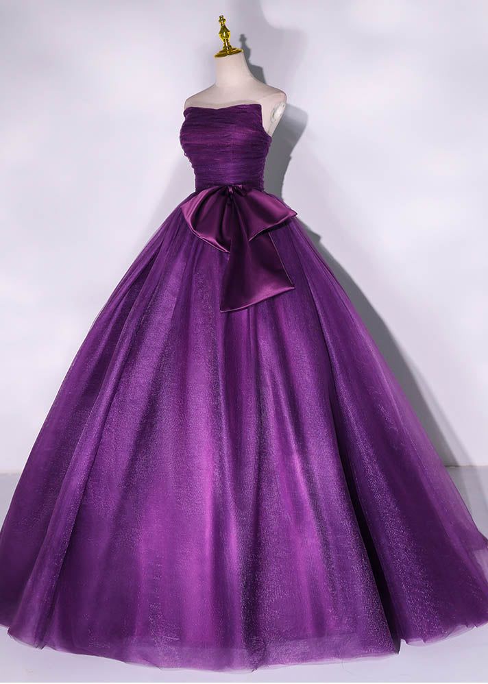 This luxurious royal purple gothic ball gown wedding dress is sure to make you look and feel like royalty on your special day. With a fitted bodice and full-length skirt, this dress is sure to make you feel like a princess. Bra padding and boning Floor length Corset lace back Ball Gown Petticoat recommended with this dress Formal Dresses Purple, Purple Sweet 16 Dresses, Purple Sweet 16, Purple Ball Gown, Corset Ball Gowns, Bday Dress, Tulle Balls, Dresses Purple, Floor Length Prom Dresses