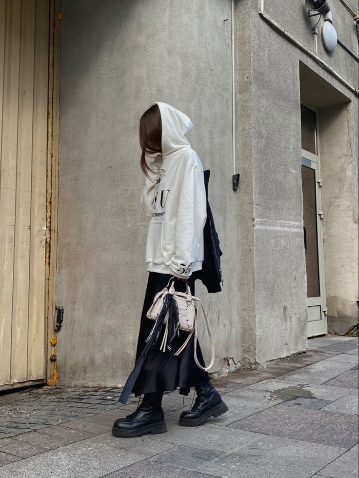 Oversized Hoodie Skirt Outfits, Hoodie Long Skirt Outfits, Long Skirt Hoodie Outfit, Hoodie And Long Skirt Outfit, Hoodie With Long Skirt, Long Skirt And Hoodie Outfit, Oversized Hoodie And Skirt Outfit, Hoodie Skirt Outfits, Hoodie And Skirt Outfits