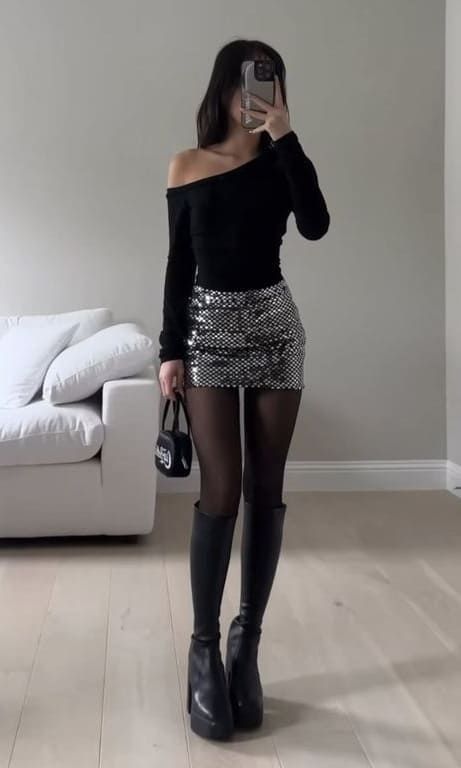 new years eve outfit: sequin mini skirt Elegantes Party Outfit, Sequin Skirt Outfit, Night Out Outfit Clubwear, New Year’s Eve Outfit, Silver Outfits, Party Outfits Night, Outfits New Year, Fiesta Outfit, Nye Outfits