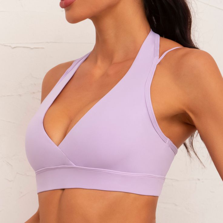 F00222088-902 Solid-color Athleisure Activewear For Sports, Solid Sportswear Activewear, Solid Color Sportswear For Sports Season, Solid Activewear With Built-in Padding For Sports, Solid Color Sportswear For Light Sports, Solid Color Sports Bra For Athleisure, Solid Color Sports Bra For Training, Solid Color Athleisure Sports Bra For Running, Solid Color Sports Bra For Athletics