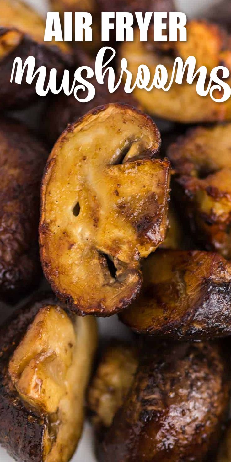 air fryer mushrooms on a plate with text overlay