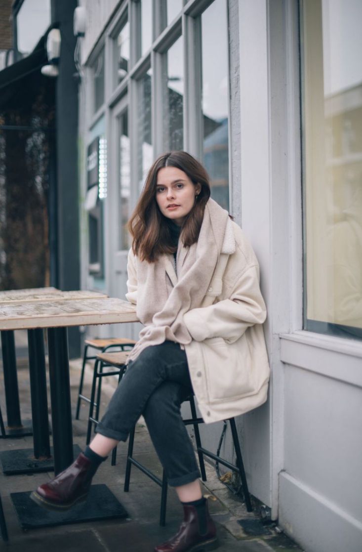 Honest Aesthetic, Wardrobe Reset, Lucy Moon, Autumn Capsule Wardrobe, Single Wardrobe, Style Inspiration Spring Summer, Capsule Wardrobe Essentials, Cold Style, Minimalist Capsule Wardrobe