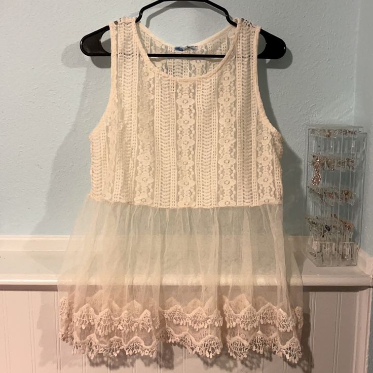 Brand New With Tags. Sheet Lace Top Vintage Sleeveless Lace Top With Lace Trim, Beige Sleeveless Lace Top With Lace Trim, White Lace Patchwork Camisole Tank Top, Cream Lace Sleeveless Tank Top, Bohemian Beige Lace Trim Tank Top, Lace Tops, Fashion Ideas, Lace Top, Sleeveless Top