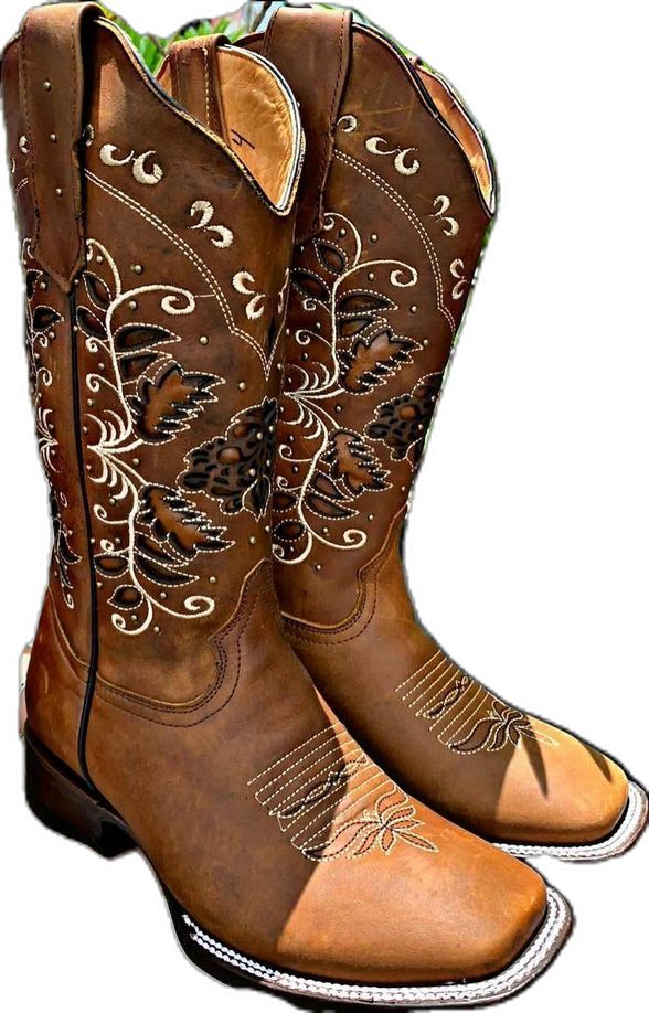 Mexican Botas, Surprise Dance Outfits, Surprise Dance, Bota Country, Western Shoes, Dance Outfit, Yee Haw, Country Outfits, Western Outfits