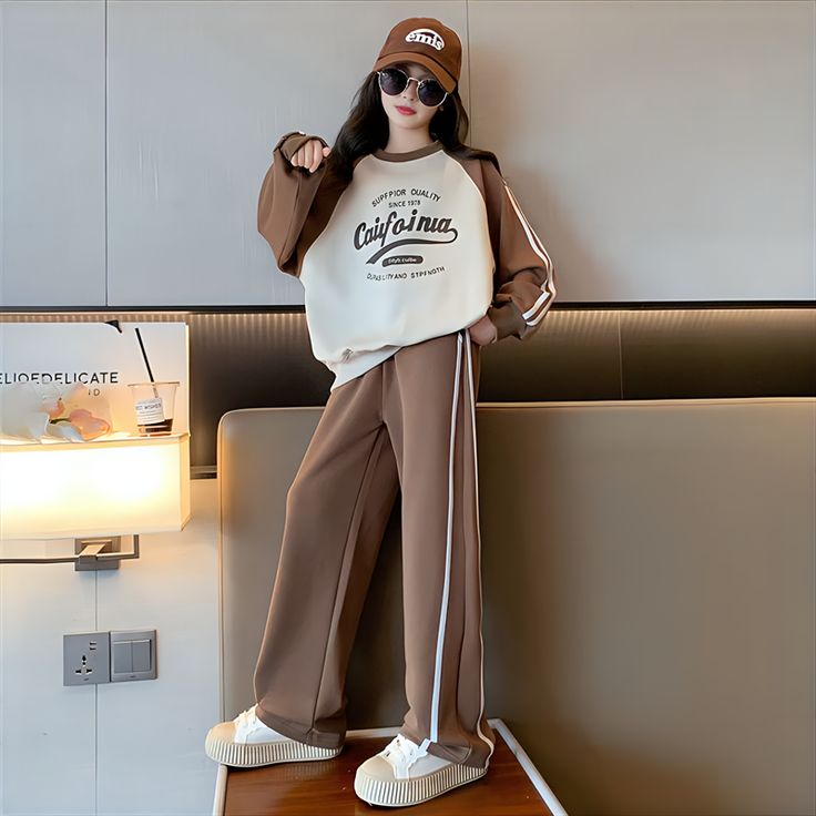 Girls Tracksuit 2024 Autumn New Casual Sweatshirt Two Pieces Teen Children Clothing Set School Casual Sportswear 12 13 14 Years - AliExpress 1501 Respect Girls, Beauty Apps, Sportswear Outfits, Girls Sportswear, Tracksuit Outfit, Casual Sportswear, Easy Trendy Outfits, Winter Girls, Children Clothing