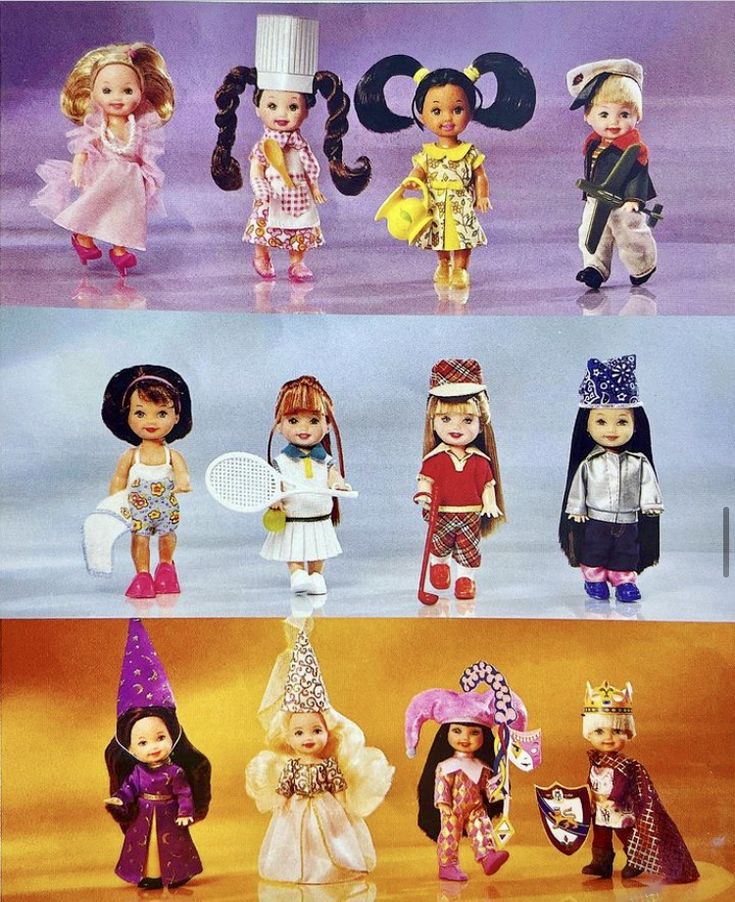 there are many different dolls in the same photo, but each has their own name on it