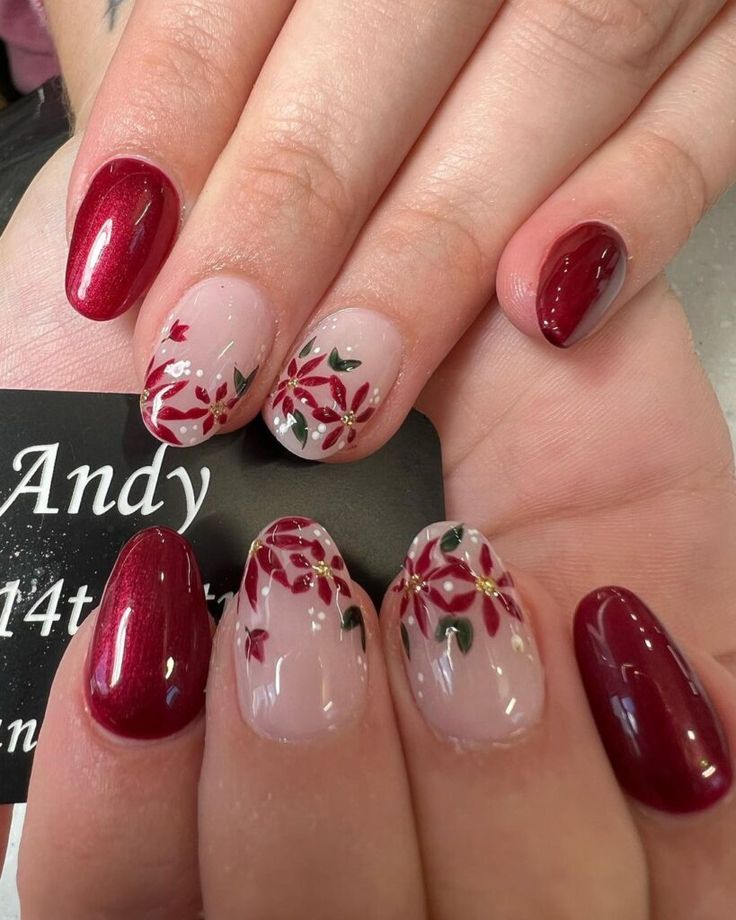 310983039 2334458563373073 1531702450791508791 n New Years And Christmas Nail Designs, Winter Nails Red And Gold, Poinsettia Nail Design, Squoval Holiday Nails, Good Christmas Nails, Simple Christmas Gel Nails Short Designs, Minimalist Festive Nails, Noche Buena Nails, Brown Christmas Nails Art Designs