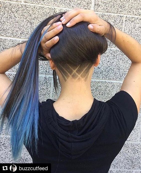 Undercut Hair Designs, Undercut Hairstyles Women, Short Haircuts With Bangs, Undercut Designs, Undercut Long Hair, Shaved Hair Designs, Hot Haircuts, Haircut Designs, Hair Tattoos