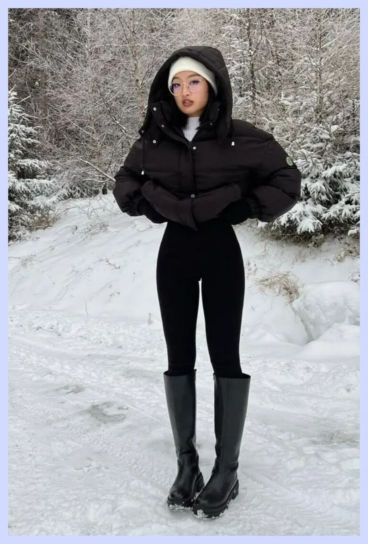 [PaidAd] 22 Top Womens Winter Outfits Cold Weather Ideas You'll Want To Use This Fall #womenswinteroutfitscoldweather Snow Outfits For Women, Winter Inspo Outfits, Cold Weather Outfits Winter, Nyc Winter Outfits, Snow Outfits, Winter Outfits Snow, Japan Outfits, Outfits Nyc, Ny Outfits