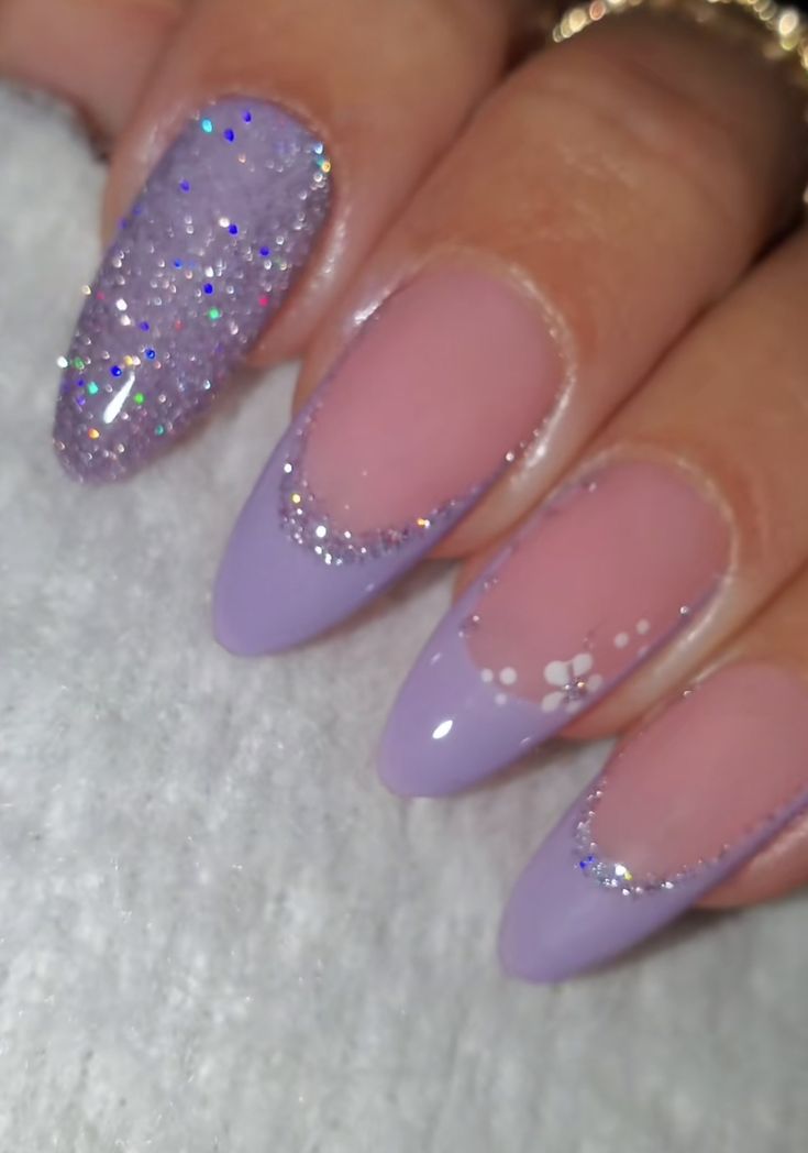 Purple And White Nails, Lilac Nails Design, Purple And Silver Nails, Quinceanera Nails, Lilac Nails, Purple Acrylic Nails, Nails Yellow, Formal Nails, Purple Nail Designs