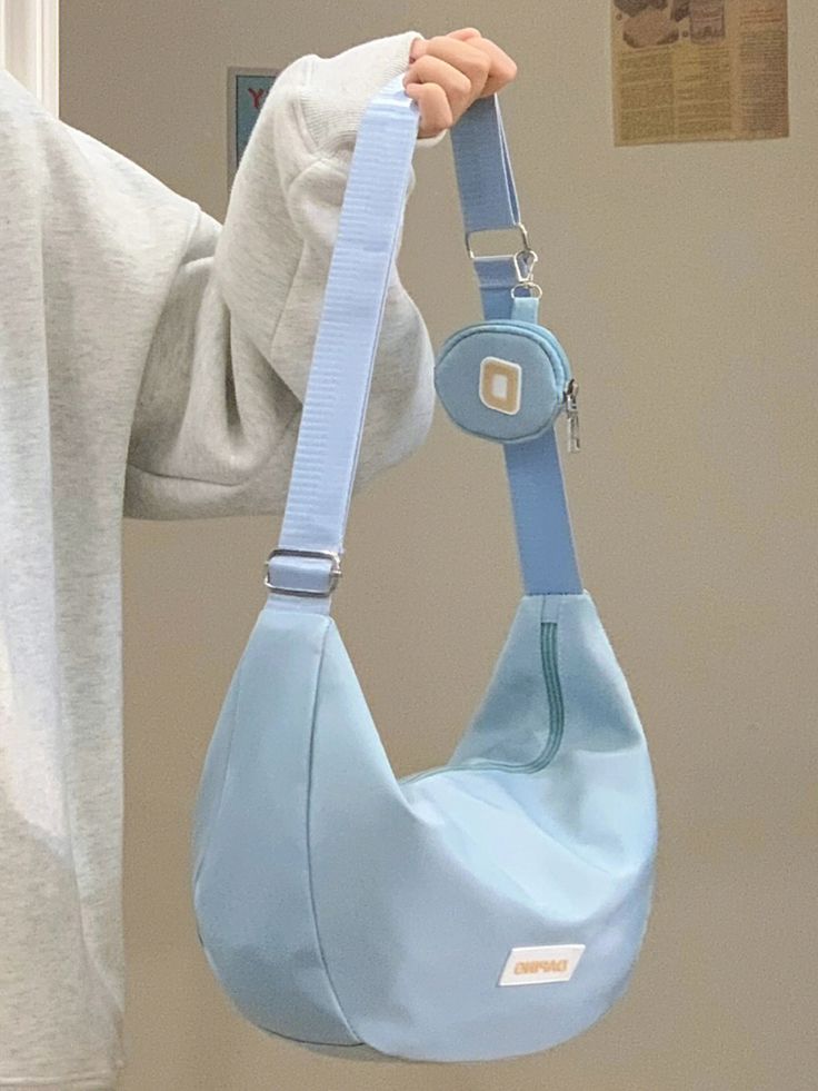 Blue Macaron, Tas Denim, Crossbody Bag Outfit, Stylish School Bags, Tas Bahu, Blue Handbag, Kawaii Bags, My Style Bags, Aesthetic Bags