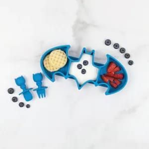 the cookie cutters are made to look like they have fruit in them and blueberries