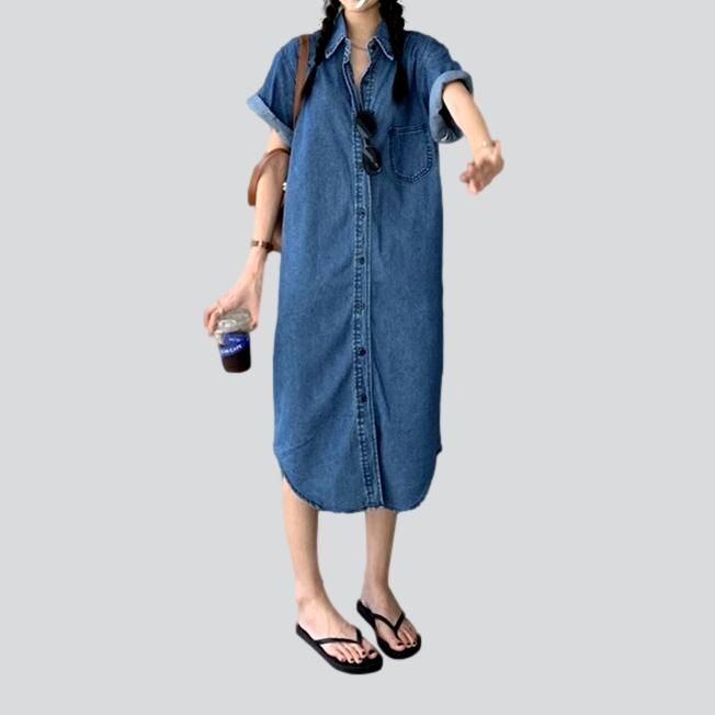 Introducing our new 2023 Spring-Summer Collection Long Jean Dress ââ‚?the perfect combination of 90s-vibe and modern elegance!Why You Need ItThis classic denim dress embodies the perfect balance of contemporary fashion and nostalgic grunge. with a distinctive distressed pattern. medium wash. maxi hemline. and a buttoned closure. Whether you're looking to make a statement or embrace the style renaissance. you'll be sure to turn heads with this timeless piece.Key Highlights: 90s Grunge Vibes: Insp Long Jean Dress, 90s Trends, Womens Denim Shirt, Buy Shirts, Timeless Chic, Jean Dress, Grunge Vibes, Denim Patterns, New 2023