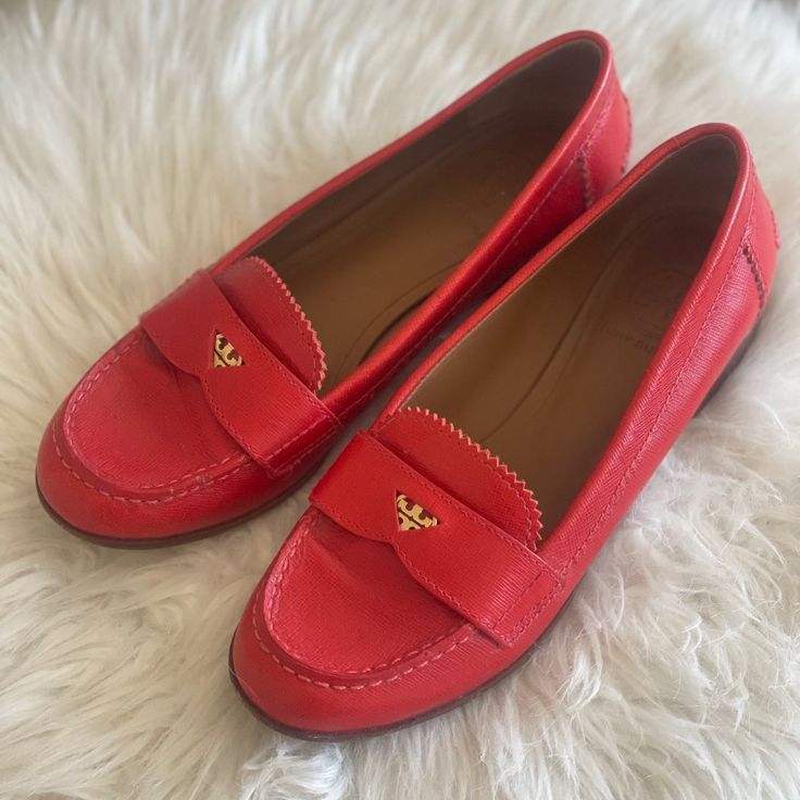 Tory Burch Red Loafer Red Moccasins With Leather Sole And Round Toe, Classic Red Moccasins, Red Leather Loafers With Round Toe, Red Moccasins With Leather Sole For Work, Red Leather Sole Moccasins For Work, Elegant Red Round Toe Moccasins, Classic Red Round Toe Loafers, Red Moccasins With Red Sole, Classic Red Loafers With Round Toe