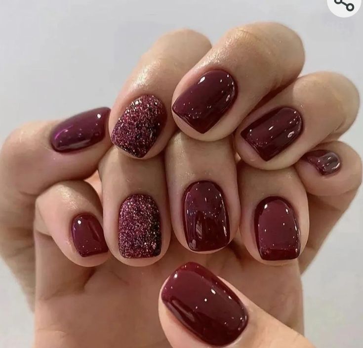 Fall Nail Colors Short, Red Wine Nails, Press On Nails Square, Nye Nails, Red Nails Glitter, Nails Press Ons, Chic Manicure, Square Press On Nails, Dark Red Nails