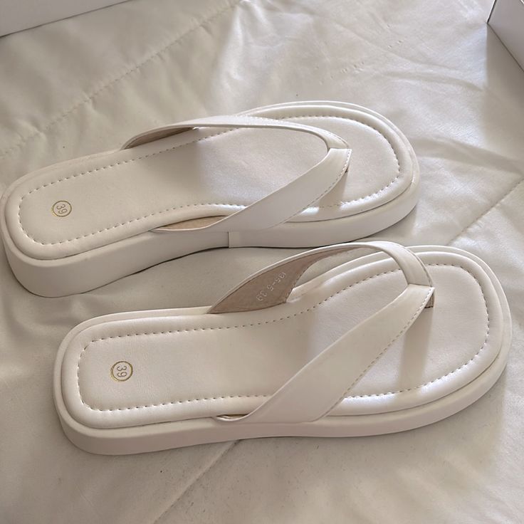 Super Cute Sandals I Bought Them Online Size 7.5 But They Run Smaller I Would Said They Are 6.5 They Are New Cheap White Platform Slippers For Women, Cheap White Platform Slippers, Cheap Blue Flat Slides, Cheap White Round Toe Espadrilles, White Shoes Sandal, White Beach Shoes Women, Pretty Sandals That Cover Toes, Cute White Heels Sandals, Cheap Blue Slides For Spring