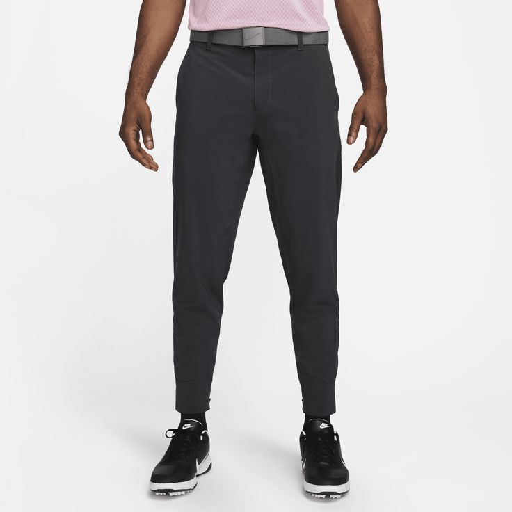 From the range to the course to your post-round plans, the Nike Tour joggers provide comfort you can take anywhere. A relaxed fit with a stretchy, sweat-wicking feel helps give you the confidence to swing your best. They're water-repellent too, so the rain is never a hazard. Equipped with pockets all around for your tees, scorecard and glove, stay prepared when you're next up on the box. Nike Sportswear Joggers For Outdoor, Nike Outdoor Sportswear Joggers, Nike Joggers For Outdoor Sportswear, Nike Functional Cargo Pants For Sports, Nike Sporty Cargo Pants For Sports, Sporty Nike Cargo Pants For Sports, Nike Functional 4-way Stretch Bottoms, Nike Functional Bottoms With 4-way Stretch, Nike Athleisure Joggers For Outdoor