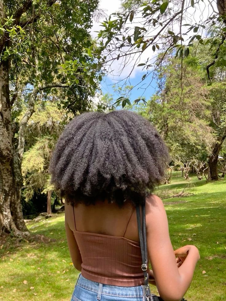 natural hair, 4chair, nature Healthy Black Hair, Cabello Afro Natural, Curly Hair Beauty, Beautiful Black Hair, Protective Hairstyles For Natural Hair, Girls Natural Hairstyles, 4c Natural Hair, Natural Hair Beauty, Natural Curls Hairstyles