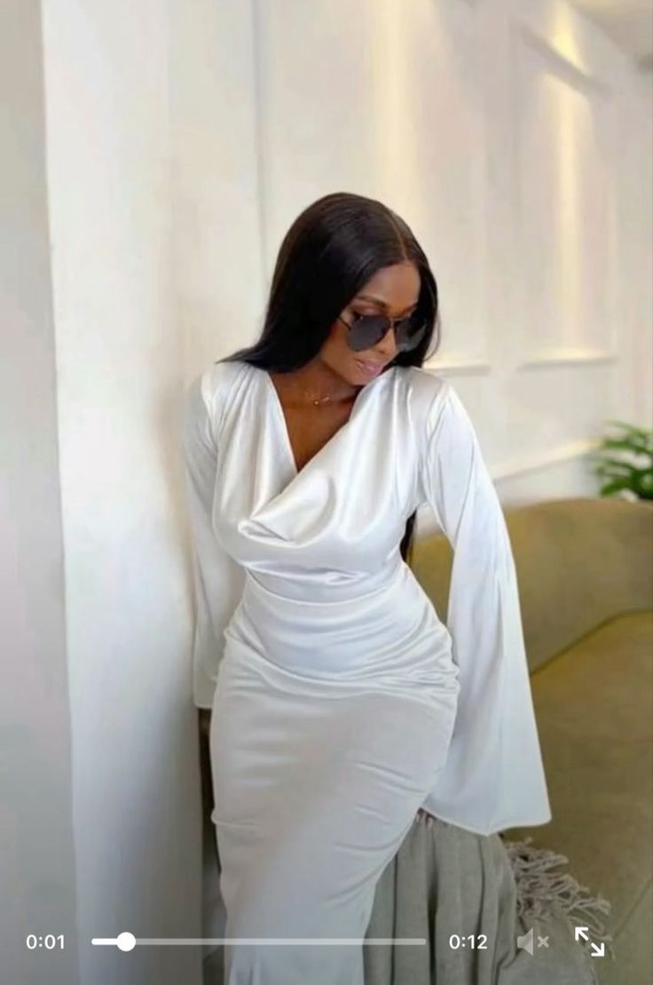 Back Styles For Dresses, White Dress On Black Women, Classy Dress Black Women, How To Style Silk Dress, Dress To Wear To A Wedding, Cute Brunch Outfits Classy, Free Dresses For Women, White African Dresses For Women, Silk Dress Styles