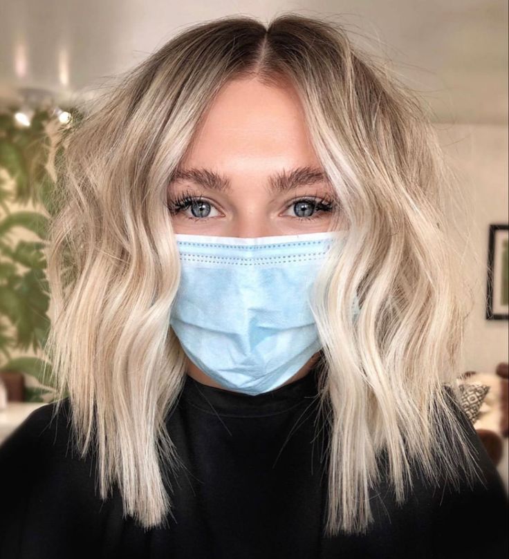 Shoulder Length Blonde, Blonde Lob, Blonde Bob Cuts, Blonde Hair Inspiration, Blonde Hair Looks, Penteado Cabelo Curto, Short Blonde, Short Blonde Hair, Long Bob