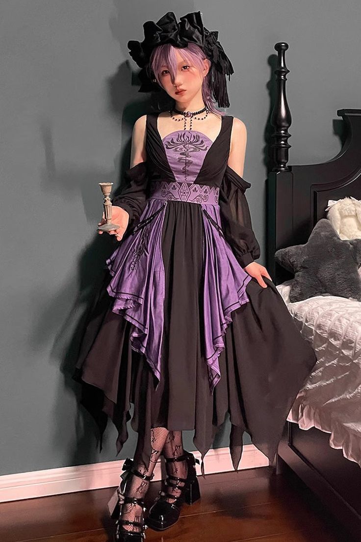 Fabric: Hemp, Chiffon Style types: Gothic Lolita Season: Spring, Summer, Autumn, Winter Include: Dress*1 + Necklace*1 Size (IN) Bust Waist Shoulder Width Length S 31.50-33.86 24.41-26.77 14.37-14.96 40.16 M 33.86-36.22 26.77-29.13 14.96-15.55 42.52 L 36.22-38.58 29.13-31.50 15.55-16.14 44.88 Size (CM) Bust Waist Shoulder Width Length S 80-86 62-68 36.5-38 102 M 86-92 68-74 38-39.5 108 L 92-98 74-80 39.5-41 114 Gothic Purple Party Dress, Purple Gothic Party Dress, Gothic Purple Dress For Costume Party, Purple Gothic Dress For Costume Party, Purple Gothic Dress, Ripped Dress, Bat Sleeves Dress, Oc Dress, Purple Goth