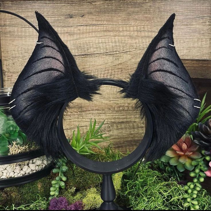 Bat Halloween Costume, Bat Ears, Bat Costume, Metal Headband, Halloween Inspo, Cosplay Diy, Cosplay Tips, Fantasias Halloween, Black Bat