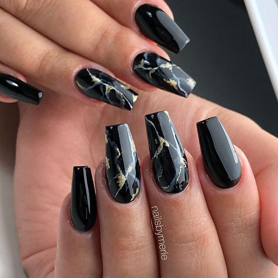 Black With Marble Nails, Black Nail Designs Marble, Trendy Black Nails Art Designs, Short Black Marble Nails, Coffin Acrylic Nails Marble, Black Marble Nails Coffin, Marble Acrylic Nail Designs, Marble Black Nails, Black Acrylic Nails Designs Ideas