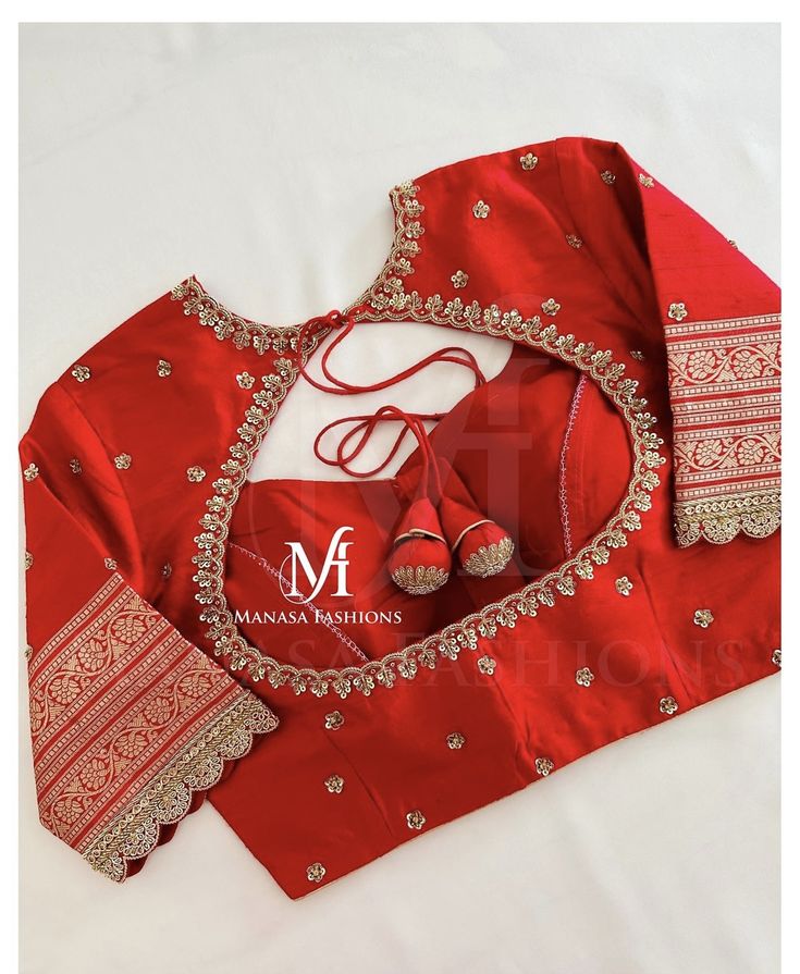 Magam Work Blouses Latest Bridal Red Blouse, Handwork Embroidery Design For Blouse, Simple Red Blouse Designs, Red Blouse Designs Latest, Banaras Blouse Designs, Red Blouse Maggam Work Designs, Banaras Blouse Designs Latest, Simple Blouse Embroidery Designs, Handwork Blouse Design Latest