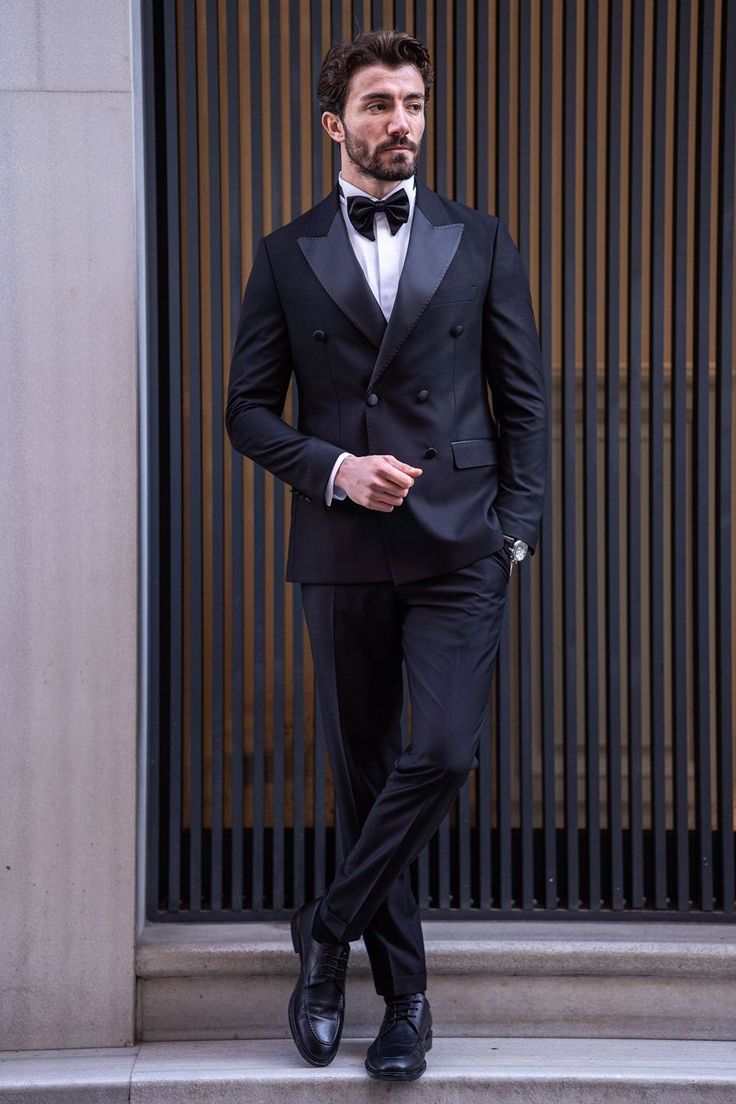 Be dashing in midnight blue with the VIOSSI Navy Double-Breasted Tuxedo 2-Piece. The deep navy shade and double-breasted design offer a modern twist on the classic tuxedo, ensuring you stand out with charm and style at any formal event. #tuxedo #navytuxedo #mensfashion #tailoredsuit #sophisticatedstyle #modernmenswear #VIOSSI #suitlover Tuxedo Double Breasted, Pini Parma, Navy Tuxedos, Suit Styles, Double Breasted Tuxedo, Suit Stores, Slim Fit Suit Men, Classic Tuxedo, Slim Fit Tuxedo