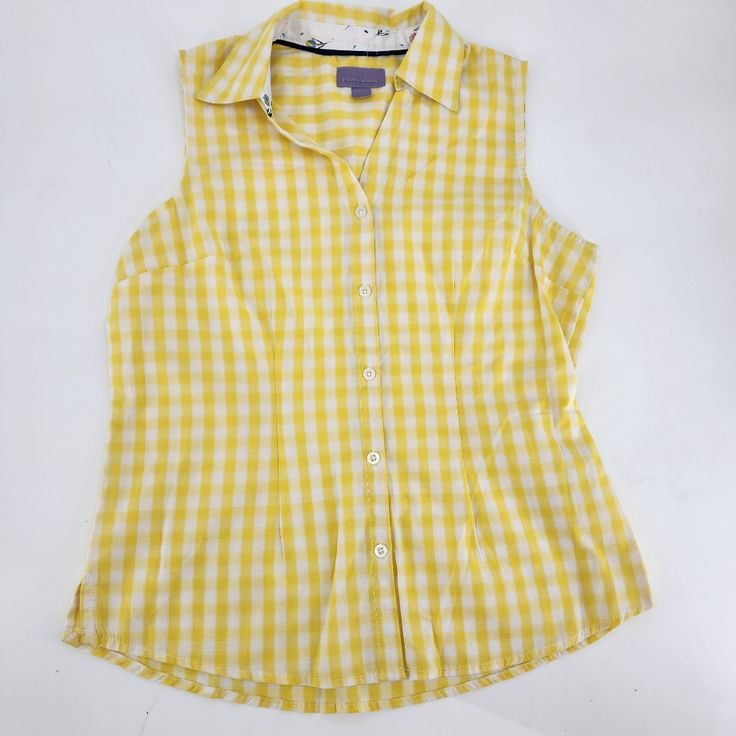 Laura Scott Plaid Sleeveless Shirt Size S New Without Tags M 781 Yellow Cotton Vest Top, Yellow Sleeveless Cotton Tops, Satin Button Down Shirt, Hippie Summer, Satin Button Up, Beige Blouse, Women Floral Blouse, White Collared Shirt, Paisley Shirt