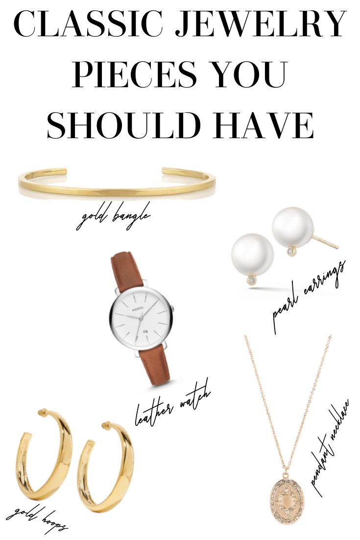 Capsule Wardrobe Jewelry, Look Working Girl, Classic Jewelry Pieces, Fashion Capsule Wardrobe, Build A Wardrobe, Soft Classic, Fashion Capsule, Classy Jewelry, Jewelry Essentials