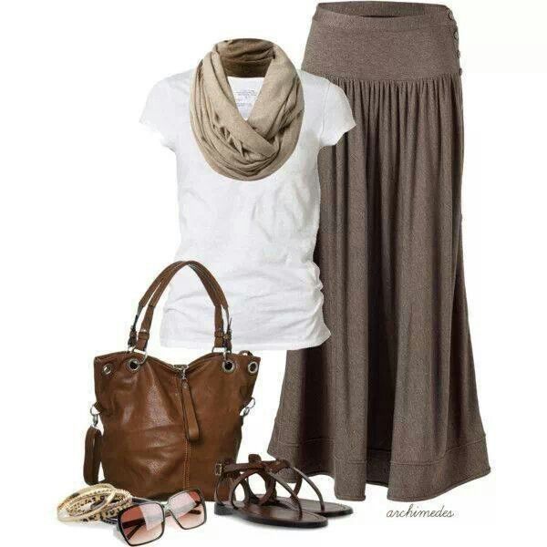 Brown and white Outstanding Outfits, Mode Hippie, Mode Boho, Skirt Maxi, Mode Casual, Looks Chic, 가을 패션, Comfy Outfits, Look Fashion