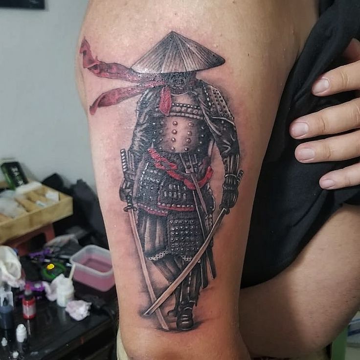 Women Samurai Tattoo, Samurai Tattoo Color, Samurai Tattoo Design Ideas For Men, Samurai Arm Tattoo, Ronin Tattoo Design, Japanese Ronin Tattoo, 47 Ronin Tattoo, Samurai Forearm Tattoo, Samurai Tattoo Forearm