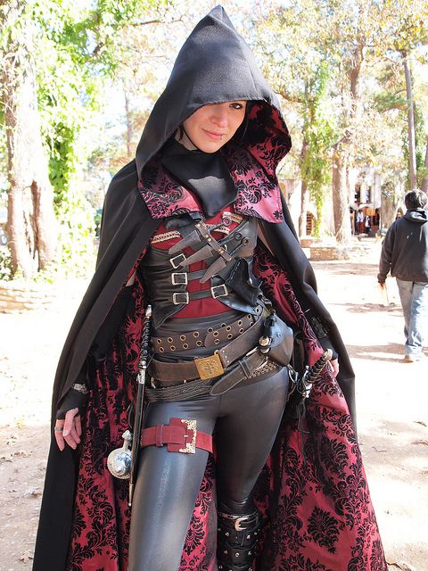 Underworld LARP Dnd Rogue Costume, Cape Idea, Samurai Girl, Mode Steampunk, Fest Outfits, Ren Fest, Ren Fair, Steampunk Cosplay, Hooded Cape