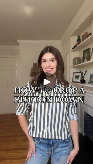 Crop A Button Up Shirt Hack, Shirt Button Hack, How To Button A Shirt Hack, How To Crop A Button Up Shirt, Button Shirt Hacks, Button Up Shirt Hacks, Button Down Shirt Hacks, Crop Blouse Outfit, Crop Button Up Shirt