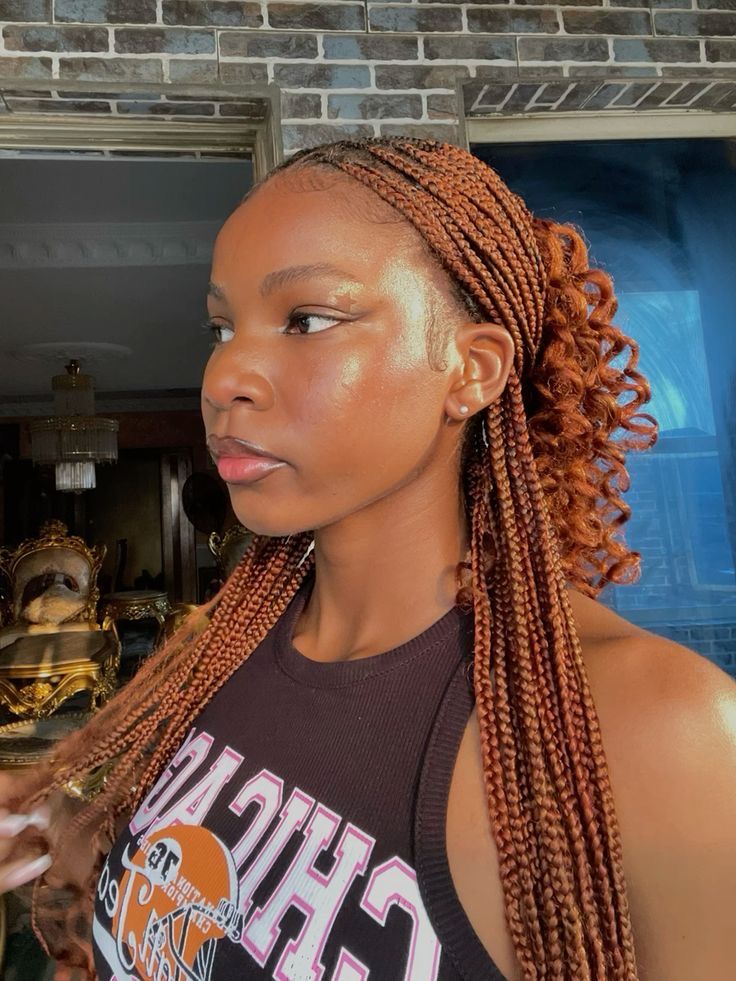 Ginger Braids With Peekaboo, 30 Braiding Hair Color Knotless, December Braids For Black Women, Ginger Braids Color Number, Knotless Braids Different Colors, Knotless Braid Inspiration, Indecisive Braids, Braids For December, Cinnamon Braids For Black Women