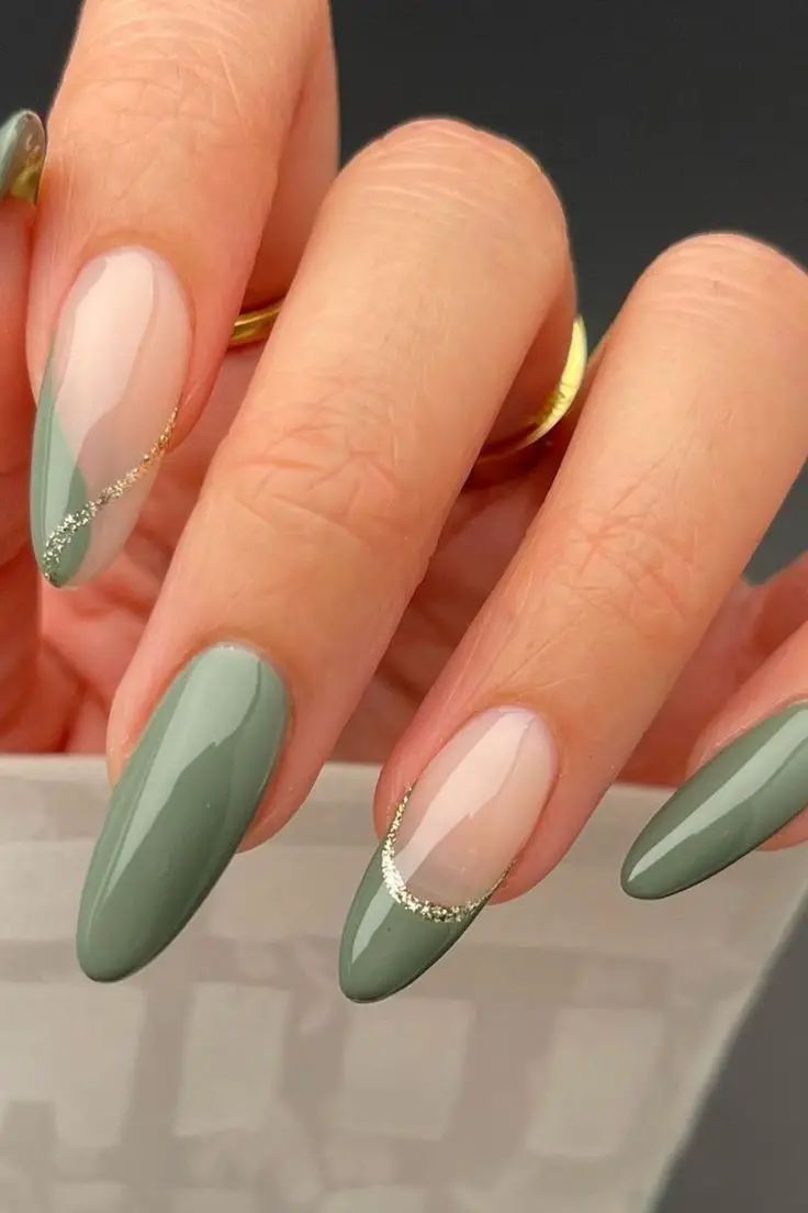 This almond French nail design takes the minimalist approach with a soft sage green tip, accented with a delicate glitter line. The contrast of nude and green makes this look timeless yet modern. Square Short Nails, French Nails Ideas, Nails Square Short, Shaped Nails, Short Square Nails, Nails Square, Almond Shaped, Simple Nail, Simple Nail Designs