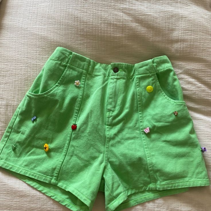 Super Cute Shorts New With Tags / Extra Charms Size Xl Kidcore Shorts, Thrifting Moodboard, Butterfly Shorts, Soffe Shorts, Vans Shorts, Teddy Fresh, Blue Vans, Corduroy Shorts, Sweat Shorts