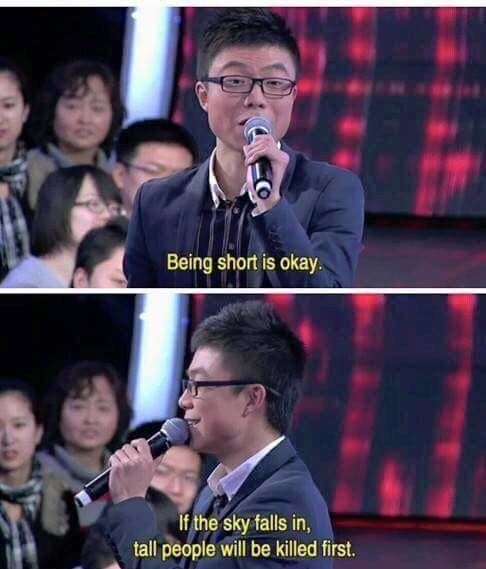 When someone makes fun of your height: | 19 Extremely Relatable Moments From A Chinese Dating Show Short People Memes, Short Memes, Short People Problems, Funny Texts To Send, Being Short, Short Girl Problems, Funny Text Memes, Short Person, Short People