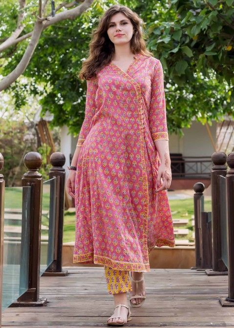 Pink Angrakha Style Block Printed Kurta Set Latest 189TB13 Bagh Print Dresses, Jaipuri Kurti Designs, Bagh Print Suits Design, Angrakha Design, Angarkha Kurti, Block Print Kurti Designs, Cotton Suit Designs, Indian Kurti Designs, Angrakha Style