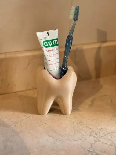 Tooth Brush Holder by Ang3li - Thingiverse Tooth Brush Holder, Tooth Brush, Brush Holder, Toothbrush Holder, 3d Print, Brushing Teeth, 3d Printing