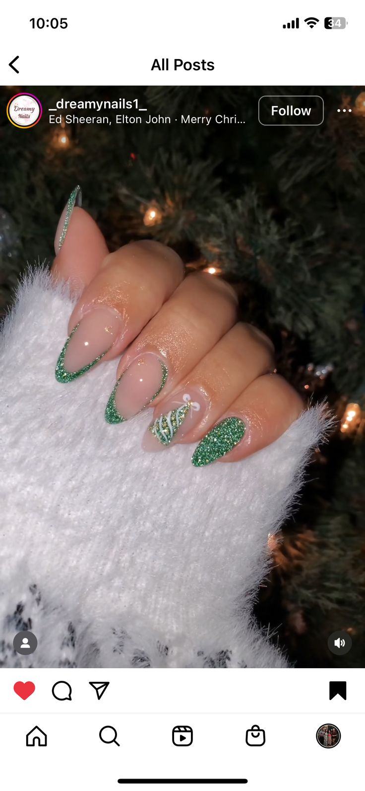 Nail Art Vert, Christmas Nails Glitter, Christmas Winter Nails, Glitter French Nails, Reflective Nails, Thanksgiving Nail Designs, Cute Christmas Nails, Stylish Nails Designs, Almond Acrylic Nails